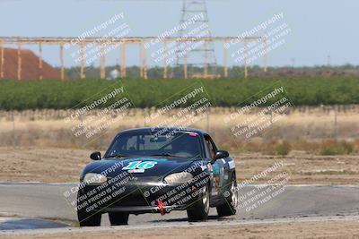 media/Apr-30-2022-CalClub SCCA (Sat) [[98b58ad398]]/Group 2/Race (Grapevine)/